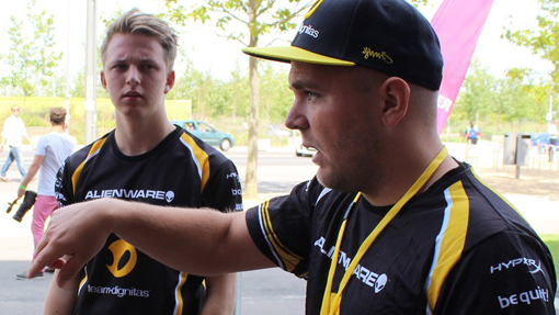 Team Dignitas CSGO: cajunb replaces aizy