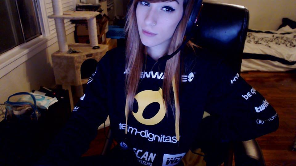 Team Dignitas Featured Streamer Spotlight: Pterodactylsftw