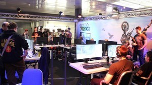 Dreamhack Open - Day 1 94 pics