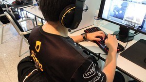 Dreamhack Open - Day 1 94 pics