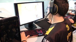 Dreamhack Open - Day 1 94 pics
