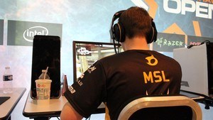 Dreamhack Open - Day 1 94 pics