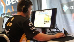 Dreamhack Open - Day 1 94 pics