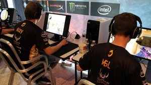 Dreamhack Open - Day 1 94 pics