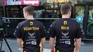 Dreamhack Open - Day 1 94 pics