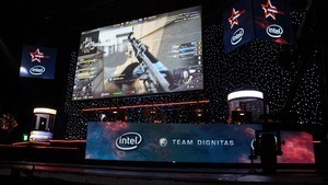 Dreamhack Open - Day 2 75 pics