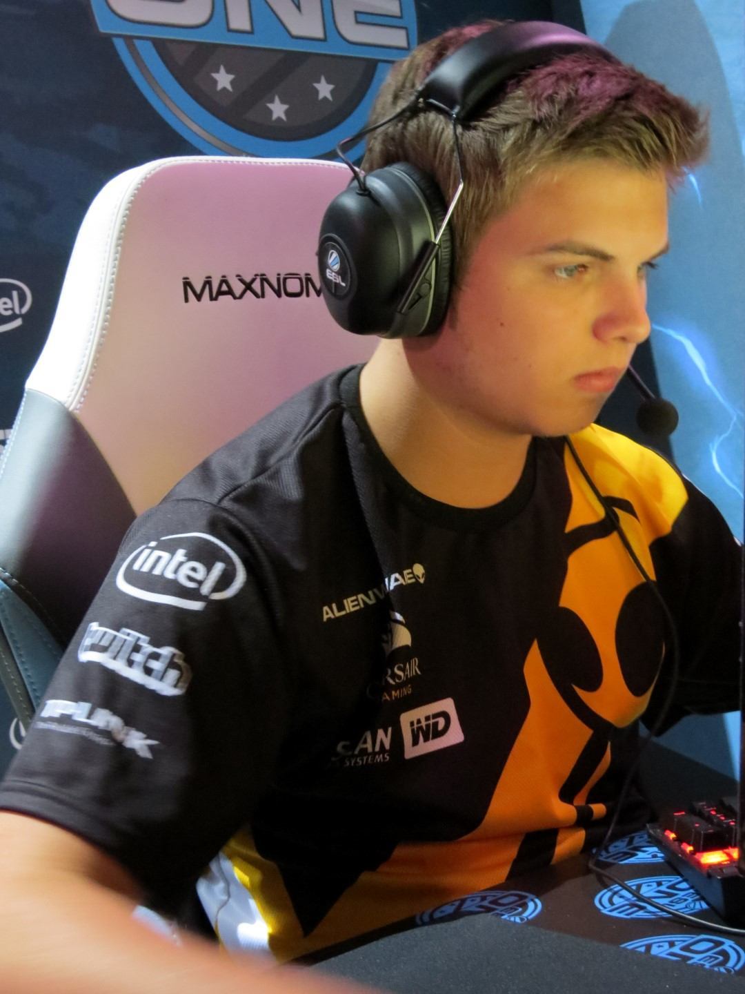Interview with dignitas/kjaerbye on recent roster changes and event performance