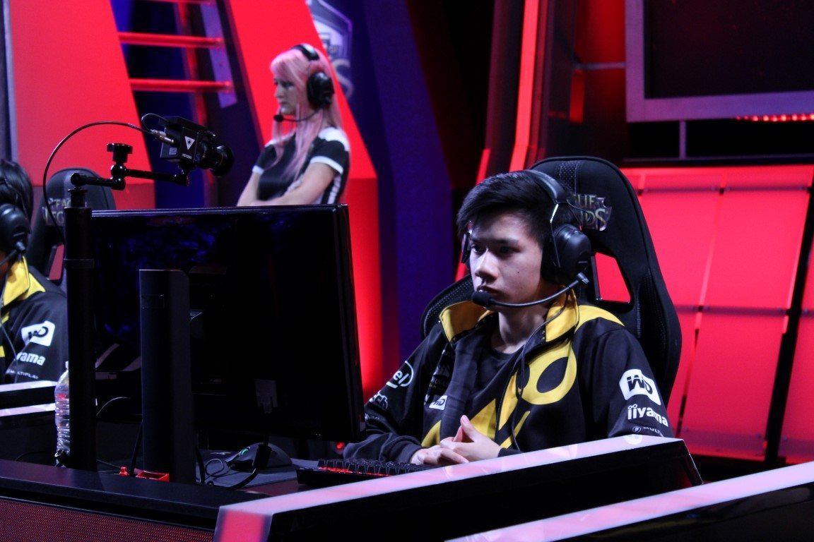 Meet The New Team Dignitas LoL: Interview with our Mid, Shiphtur