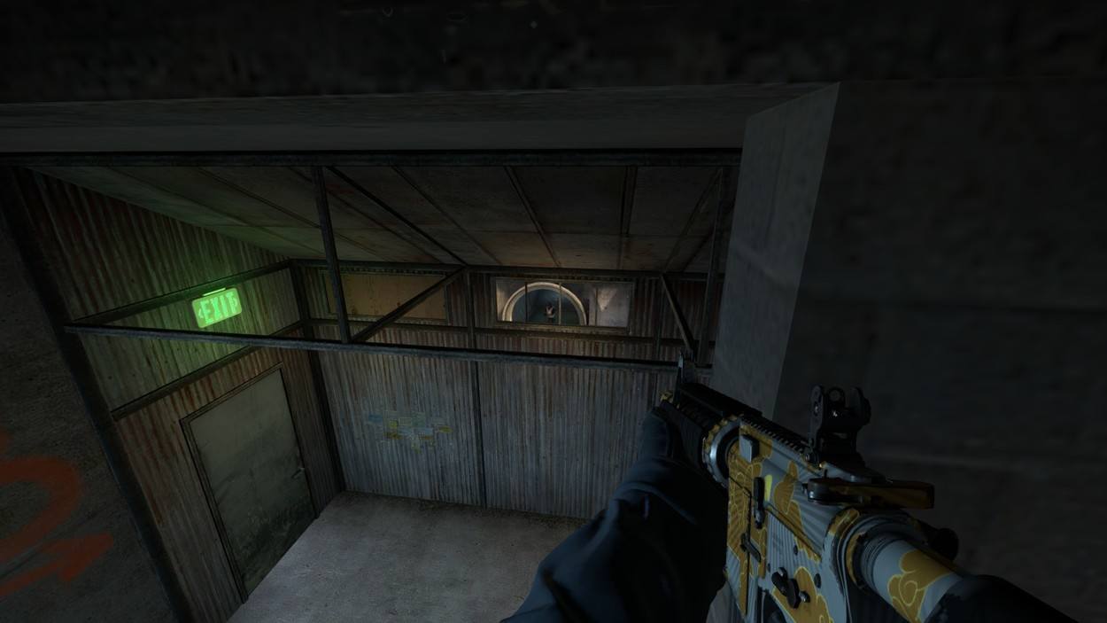 How to Hold Connector on Overpass