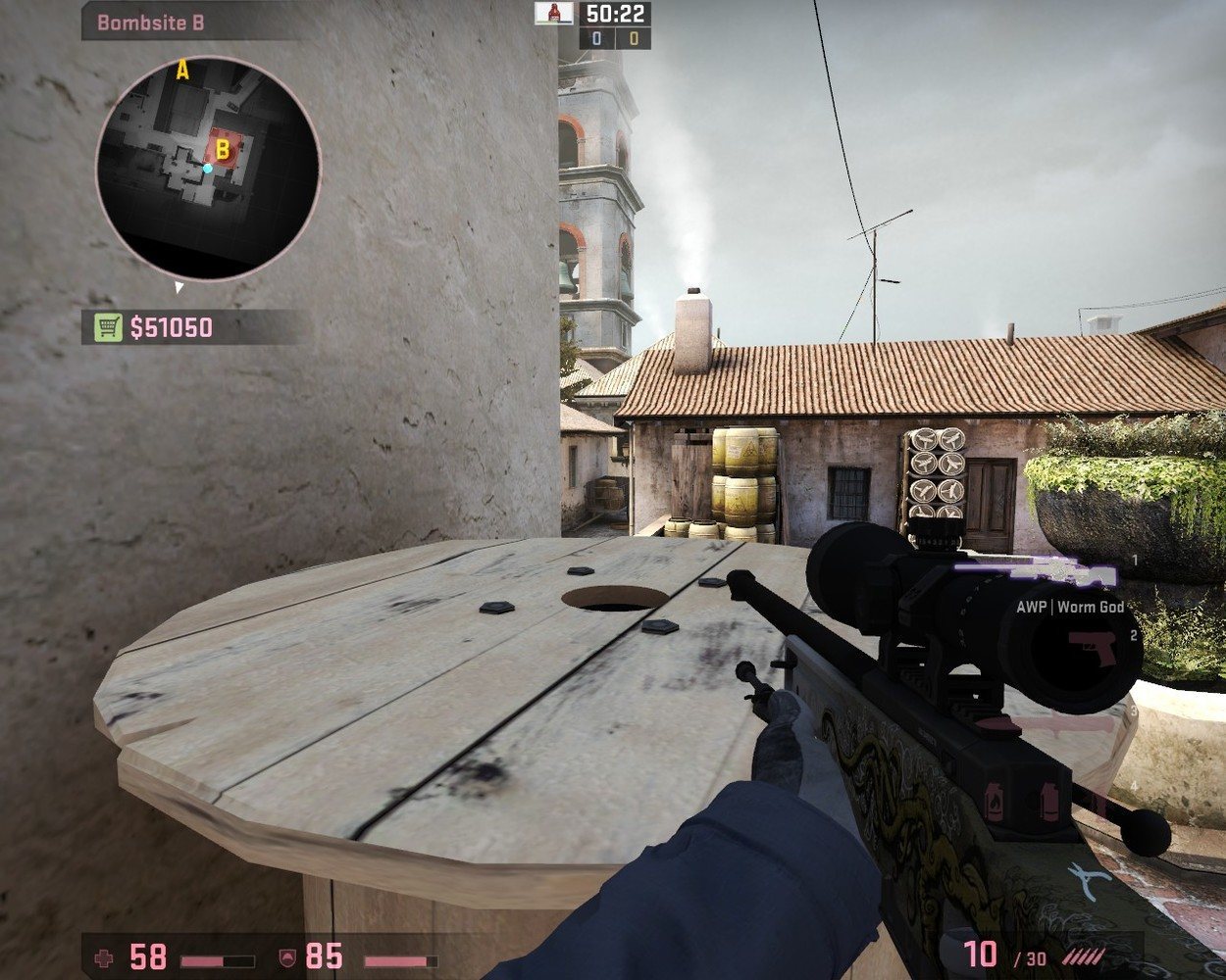 Playing Passive B Bombsite on de_Inferno