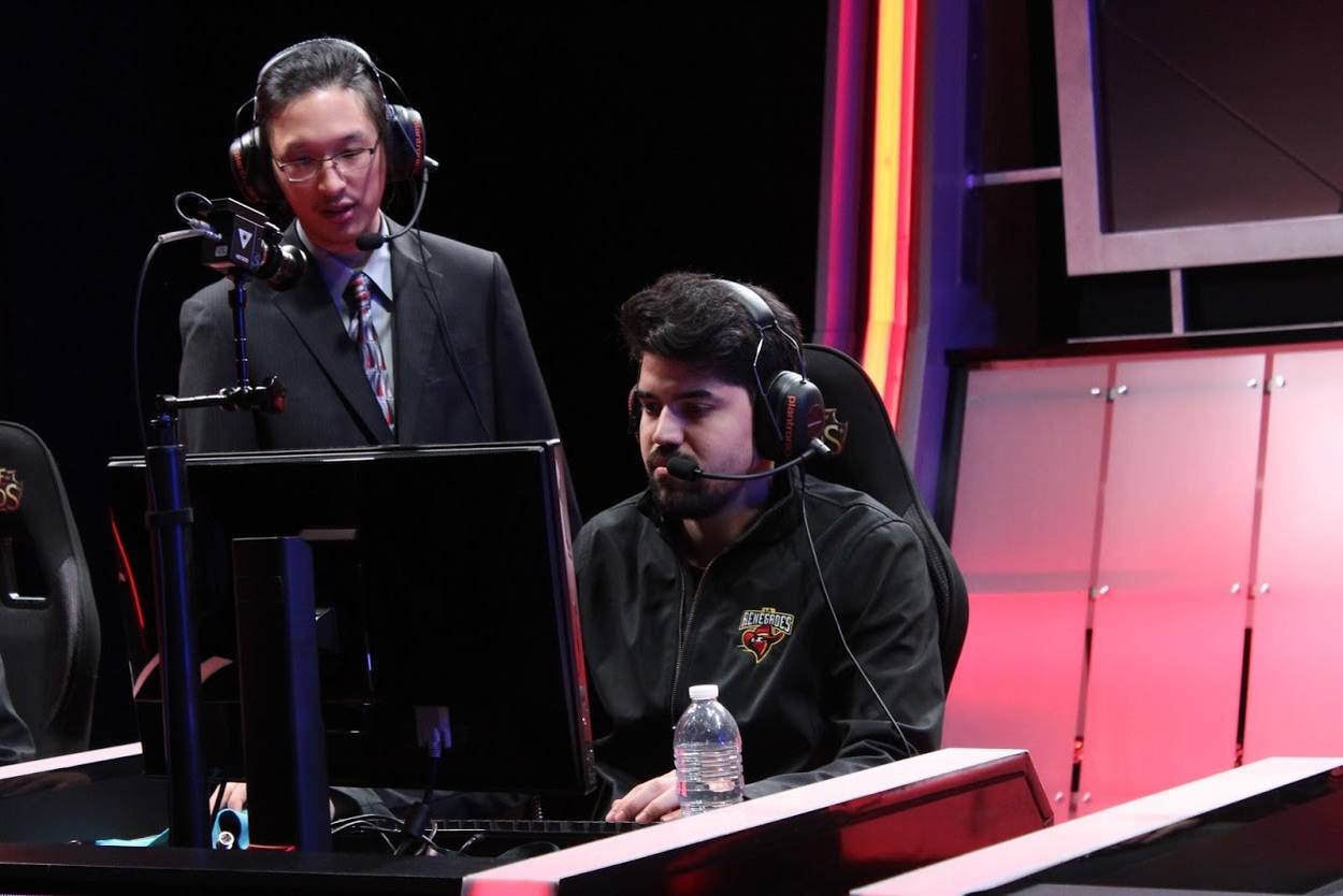 Interview with REN Crumbz discussing his experiences with Renegades, his first week in the NA LCS, and his hatred of Boo