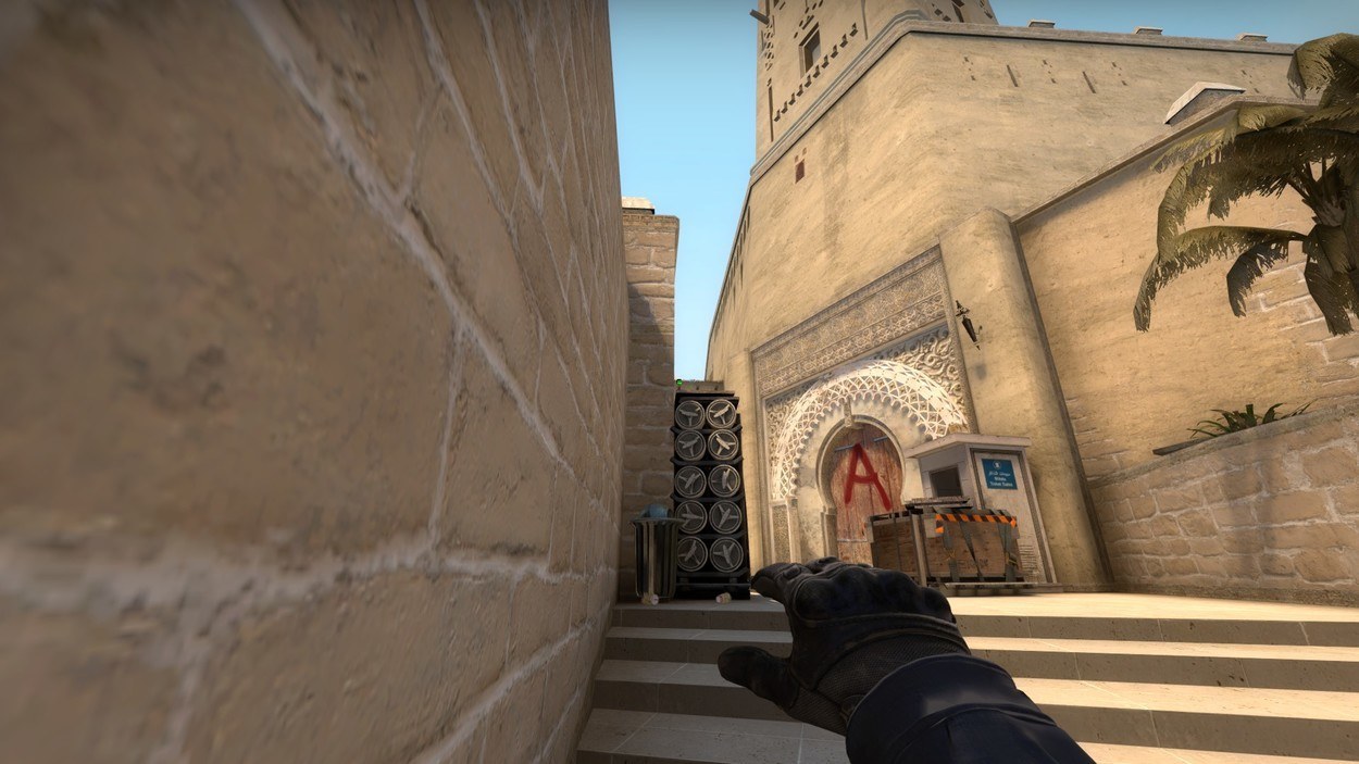 How to Deal with Default Mirage A-Site Smokes as a Counter-Terrorist
