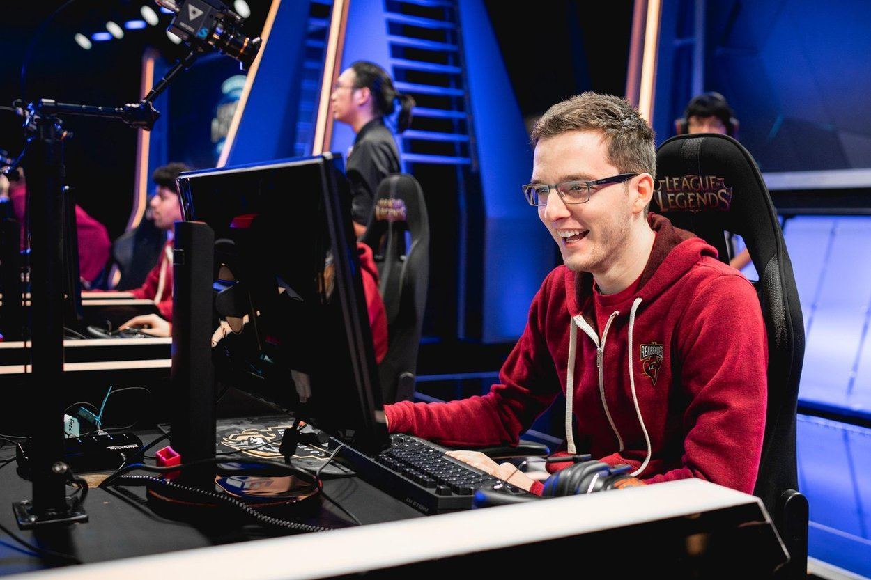 Interview with Freeze: "I feel the thrive every time I play on stage"