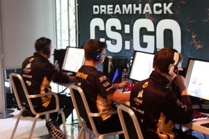 Dreamhack Tours 2016 86 pics