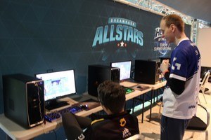 Dreamhack Tours 2016 86 pics