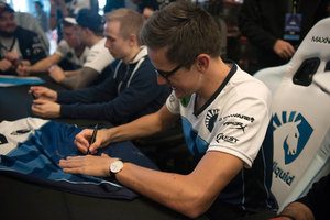 ESL One New York 86 pics