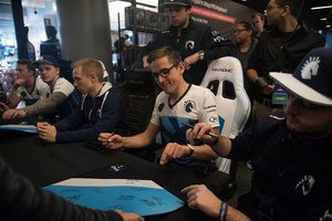ESL One New York 86 pics