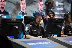 ESL One New York 86 pics