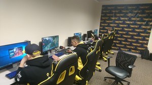 SMITE Pro League Fall LAN 46 pics