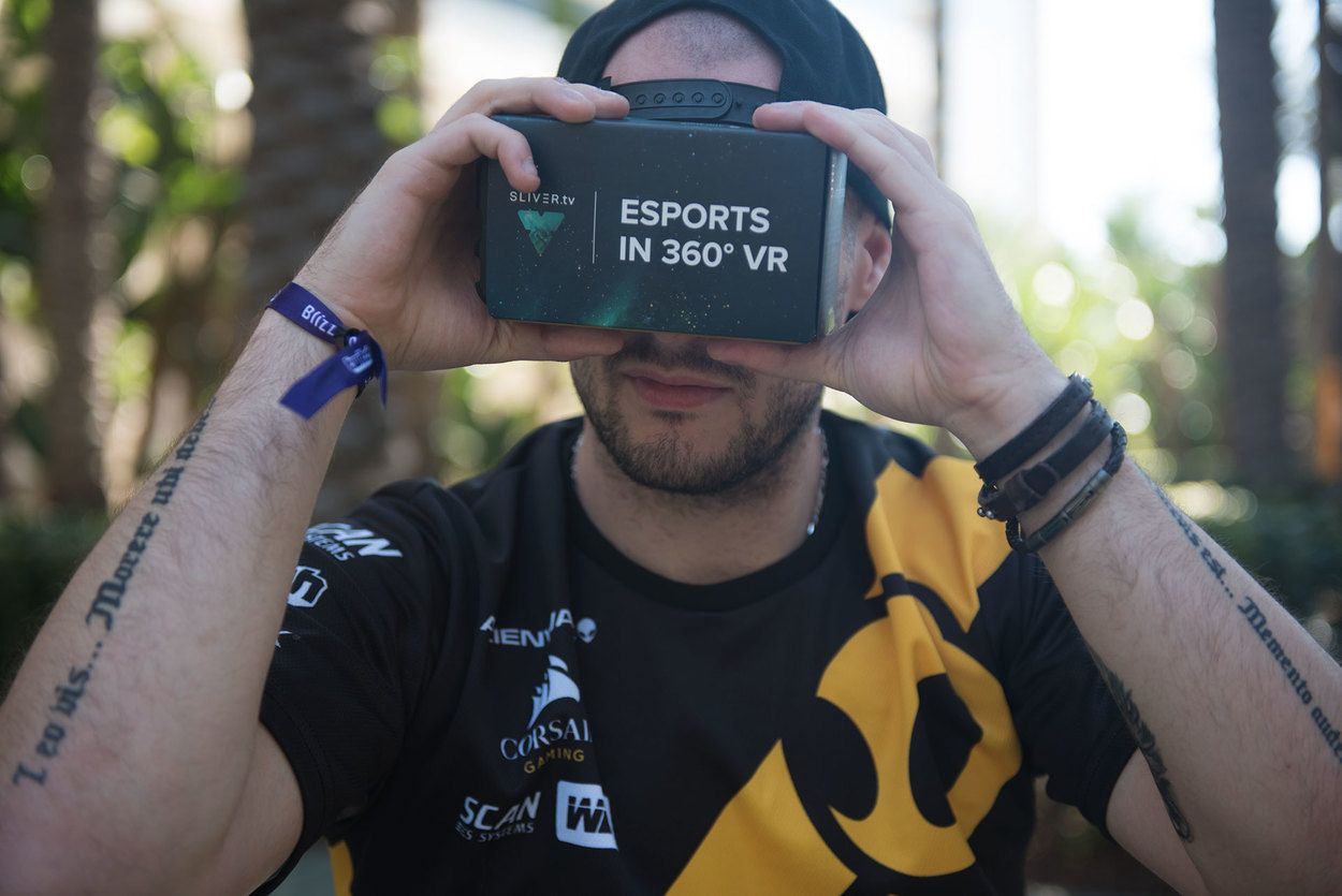 Win Oculus Rift, HTC Vive and 185 SLIVER.tv branded Google Cardboards!