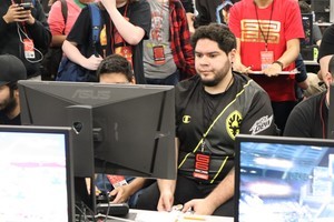 Genesis 6 - Lucky & HugS 28 pics