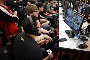 Genesis 6 - Lucky & HugS