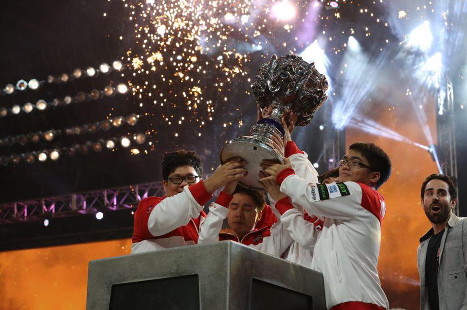 Taipei Assassins Team Manager, Erica Tseng: "The fans gave us one of the biggest welcoming the moment we stepped into th
